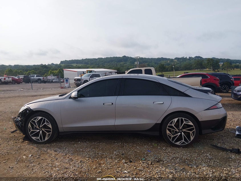 2023 Hyundai Ioniq 6 Limited VIN: KMHM54AA2PA053011 Lot: 45440289
