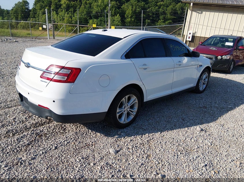 Vin: 1fahp2d80hg122859, lot: 45938478, ford taurus se 20174