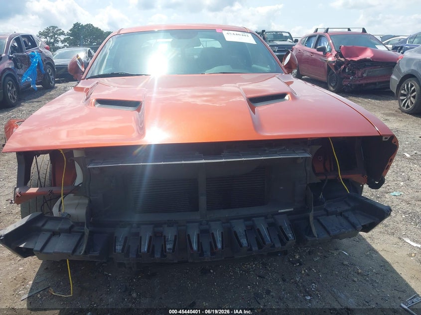 DODGE CHALLENGER - zdjęcie 13