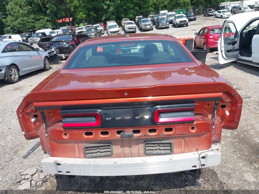 DODGE CHALLENGER - zdjęcie 17
