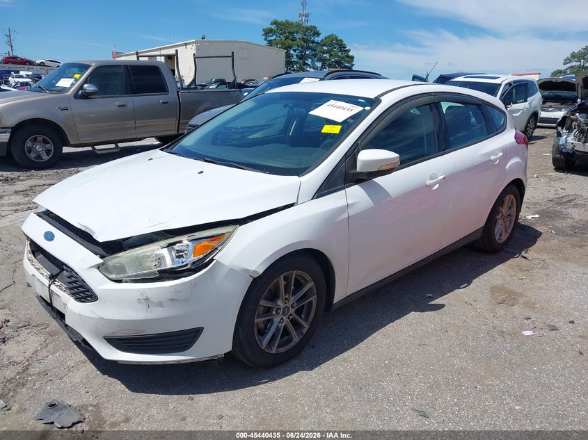 Vin: 1fadp3k23fl223434, lot: 45938544, ford focus se 20152