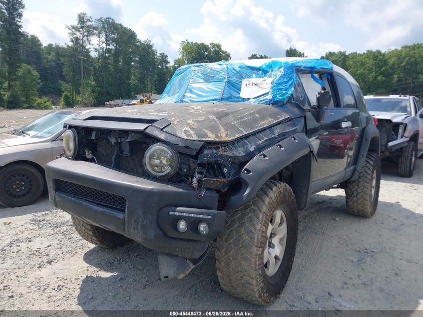 Vin: jtezu4bf3ak009118, lot: 45938582, toyota fj cruiser 20102