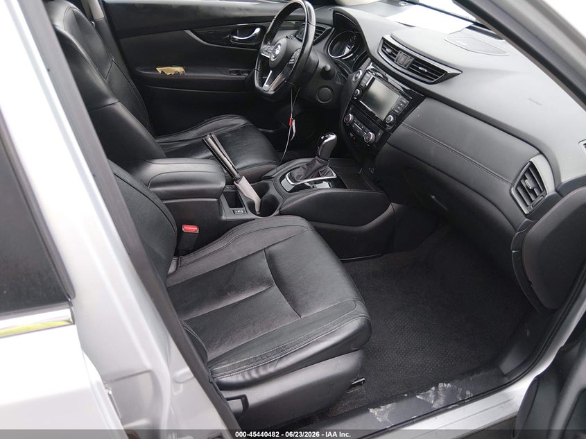 2018 NISSAN ROGUE auction photo 5