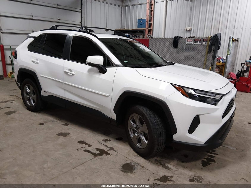 2024 TOYOTA RAV4 HYBRID XLE