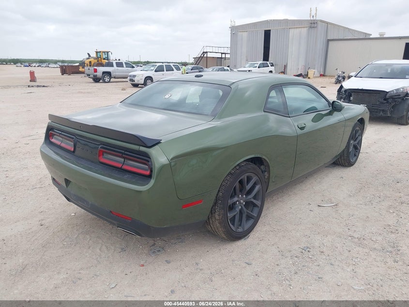 Vin: 2c3cdzag7lh182818, lot: 45938702, dodge challenger sxt 20204