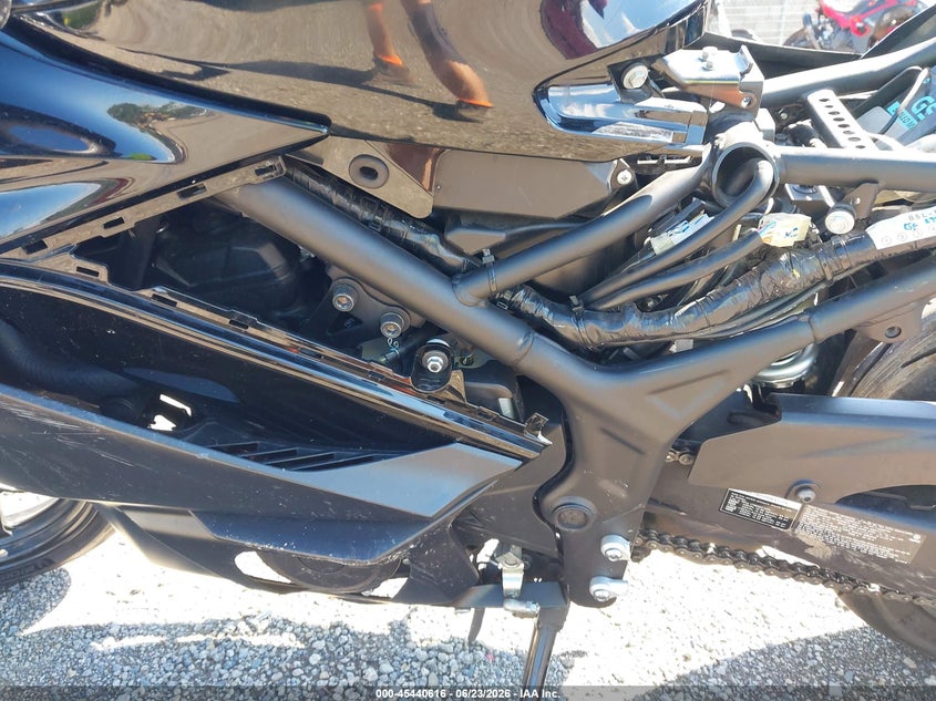 2023 Yamaha Yzfr3 A VIN: MH3RH18Y1PK013534 Lot: 45440616