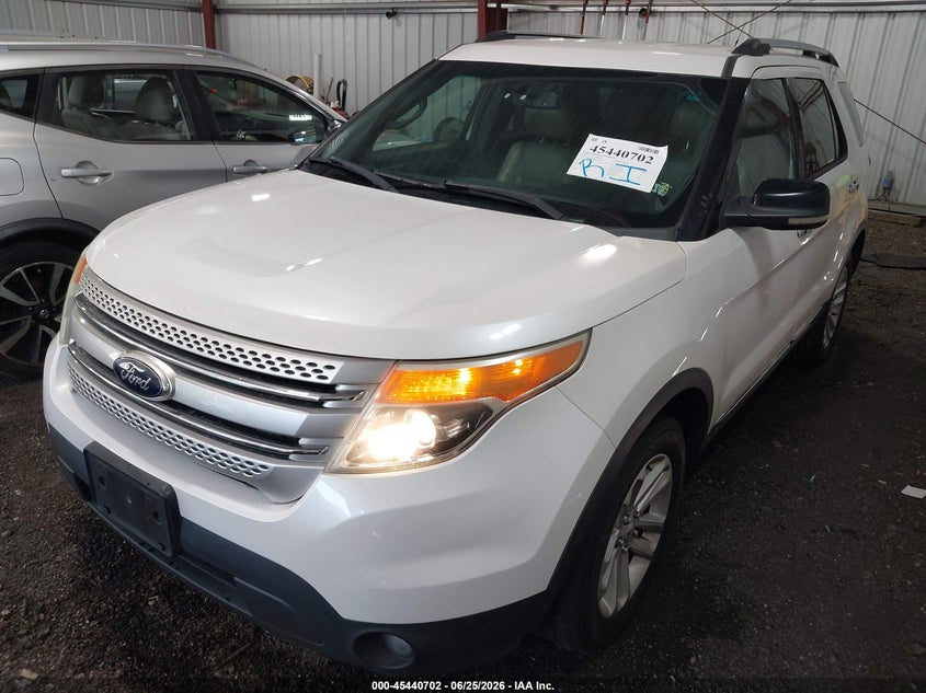 2013 FORD EXPLORER auction photo 2