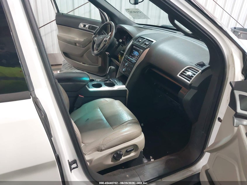 2013 FORD EXPLORER auction photo 5