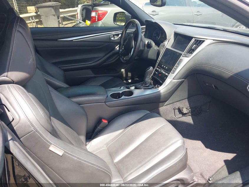 2017 INFINITI Q60 auction photo 5