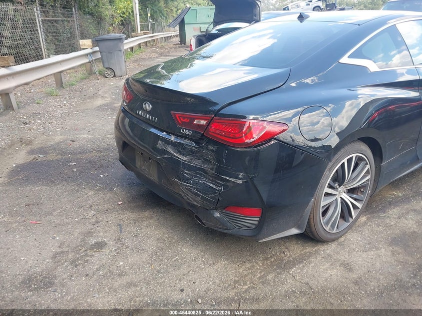 2017 INFINITI Q60 auction photo 6