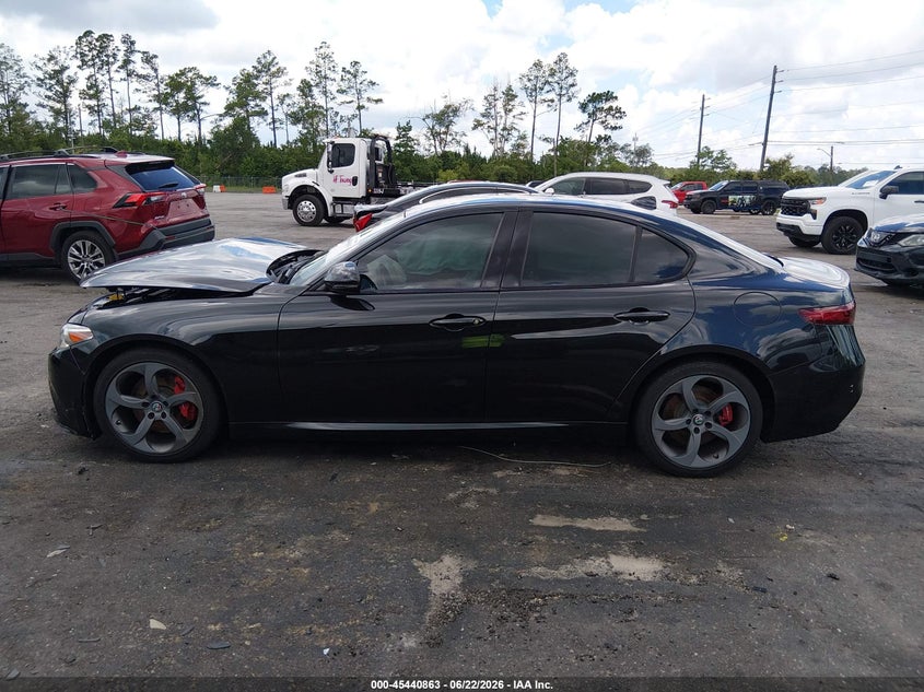 2017 Alfa Romeo Giulia Rwd VIN: ZARFAEBNXH7532197 Lot: 45440863