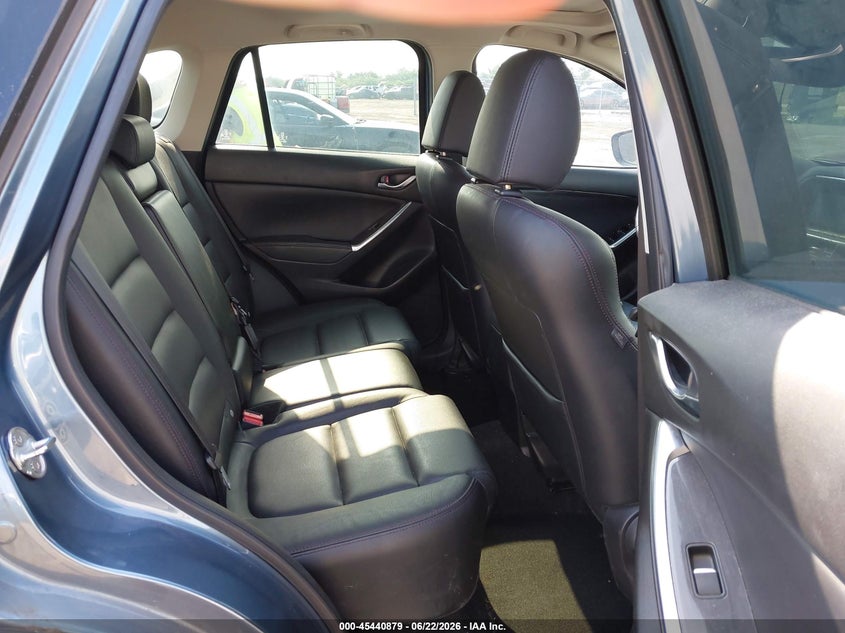 2016 MAZDA CX-5 auction photo 8