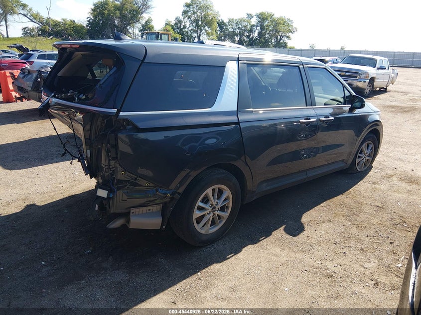Vin: kndnb4h3xr6433907, lot: 45939035, kia carnival mpv lx seat package 20244