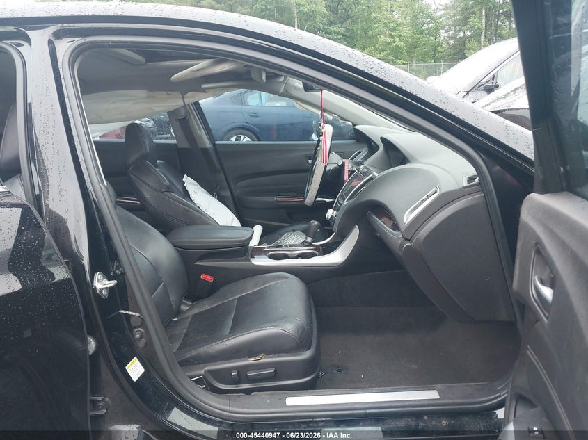 2015 ACURA TLX auction photo 5