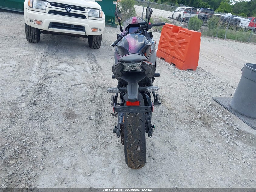2025 Kawasaki Ex650 R VIN: ML5EXER19SDAF9546 Lot: 45440979