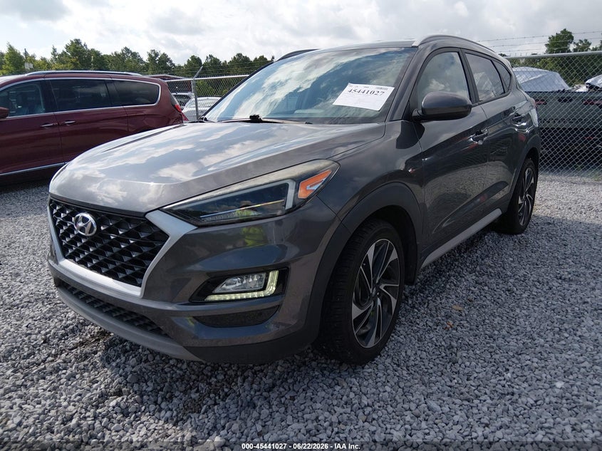 2020 HYUNDAI TUCSON auction photo 2
