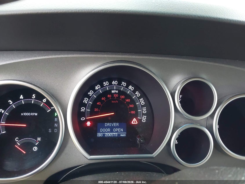 2010 TOYOTA SEQUOIA auction photo 7