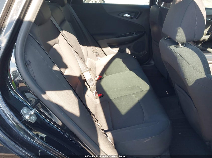2018 CHEVROLET MALIBU auction photo 8