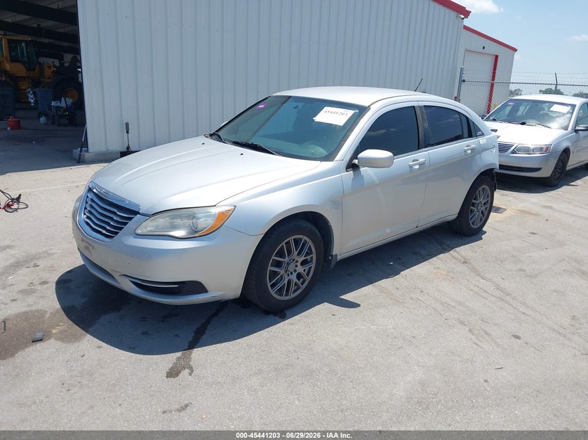 Vin: 1c3bc4fb6bn579974, lot: 45939312, chrysler 200 lx 20112