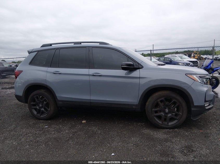 2025 Honda Passport Awd Black VIN: 5FNYF8H89SB015899 Lot: 45441280