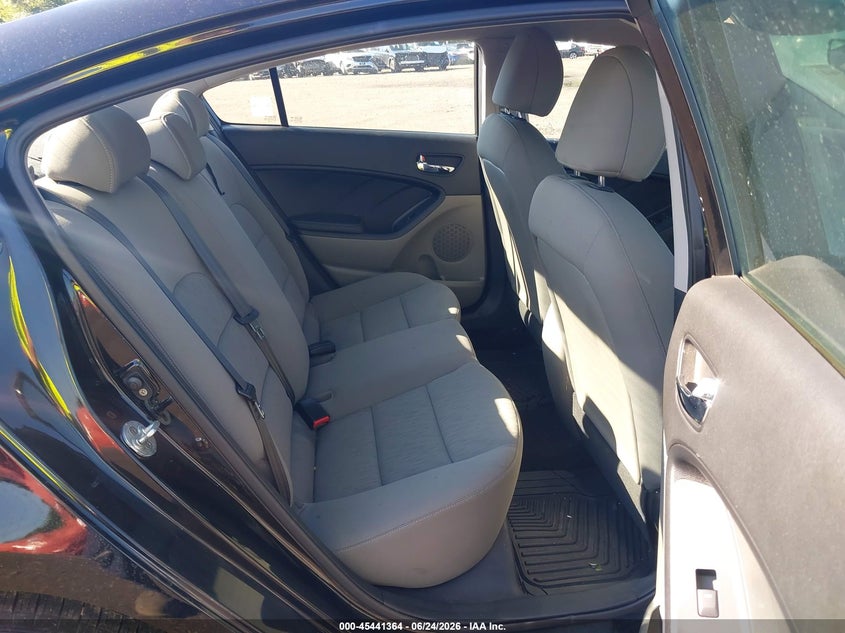 2016 KIA FORTE auction photo 8