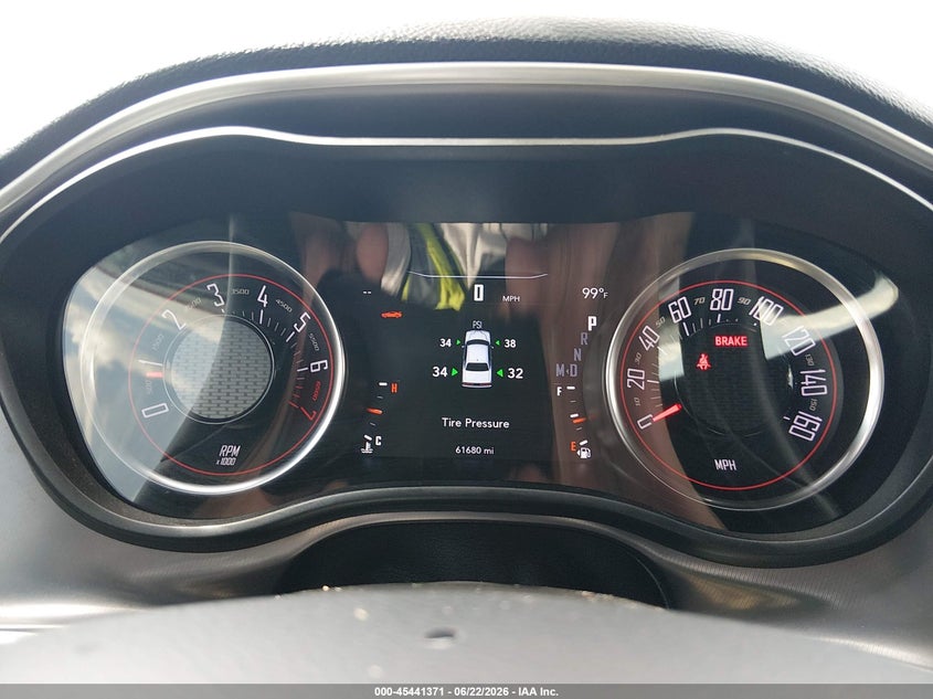 2022 DODGE CHALLENGER auction photo 7