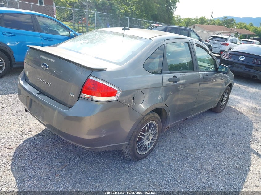Vin: 1fahp3fn6aw294933, lot: 45939549, ford focus se 20104