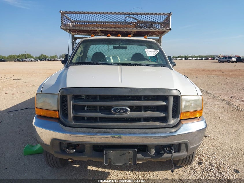 2000 Ford F-550 Lariat/Xl/Xlt VIN: 1FDAF56F5YED98781 Lot: 45441474