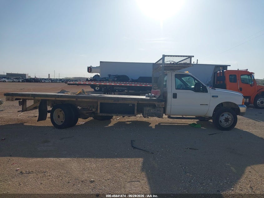 2000 Ford F-550 Lariat/Xl/Xlt VIN: 1FDAF56F5YED98781 Lot: 45441474