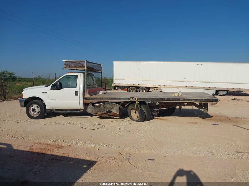 2000 Ford F-550 Lariat/Xl/Xlt VIN: 1FDAF56F5YED98781 Lot: 45441474