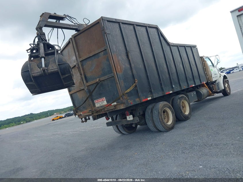 2004 STERLING TRUCK LT auction photo 4