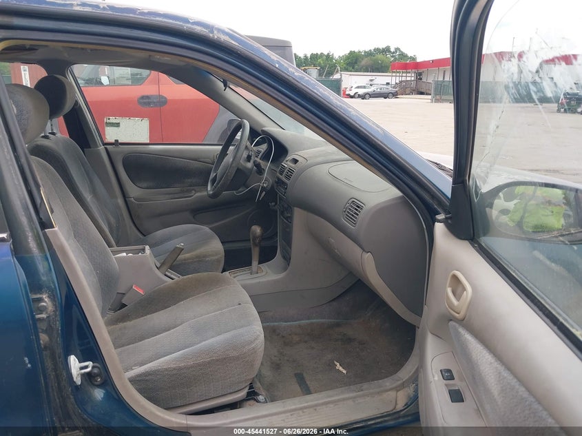 2001 TOYOTA COROLLA auction photo 5
