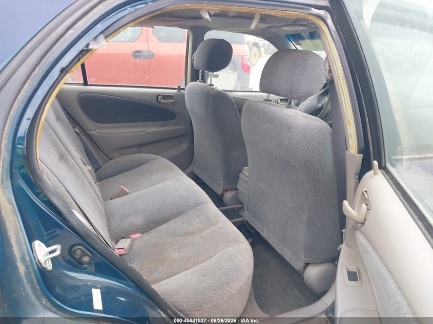 2001 TOYOTA COROLLA auction photo 8