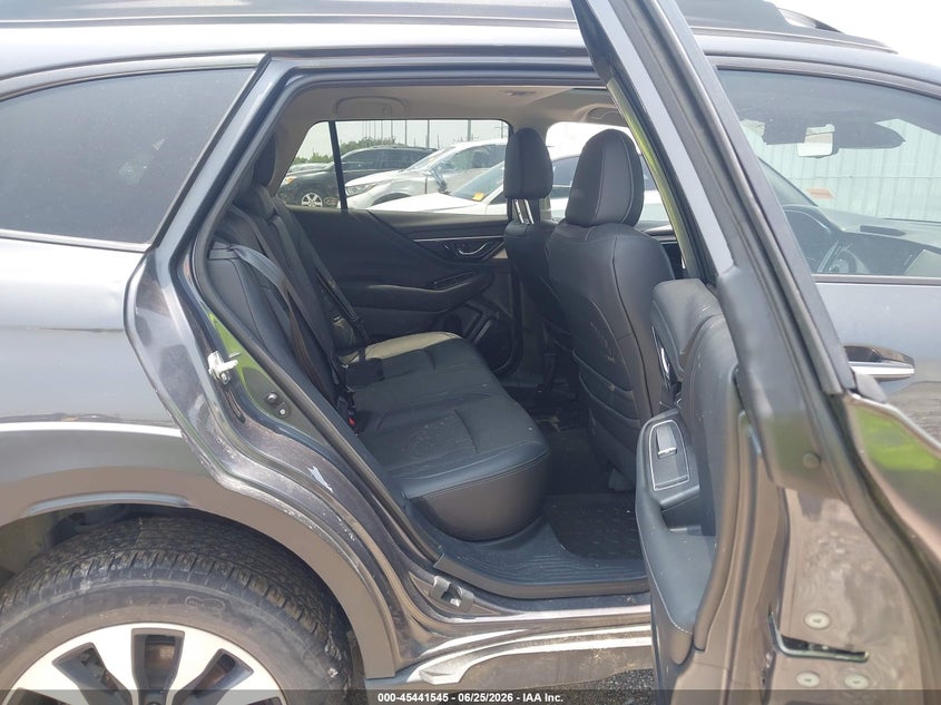 2024 SUBARU OUTBACK auction photo 8