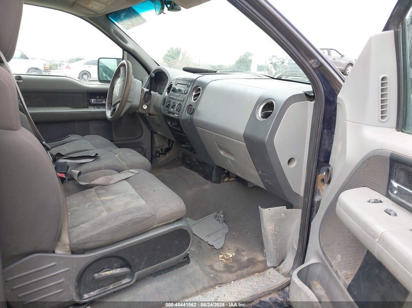 2006 FORD F-150 auction photo 5