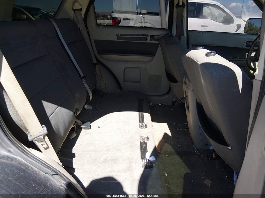 2009 FORD ESCAPE auction photo 8