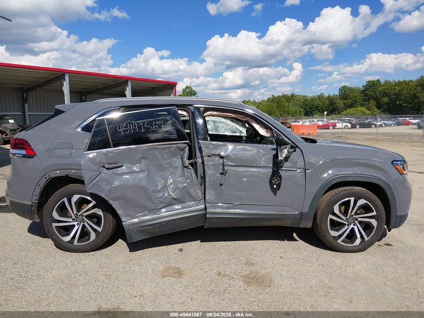 2021 Volkswagen Atlas Cross Sport 2.0T Sel Premium VIN: 1V2TC2CA4MC215517 Lot: 45441567