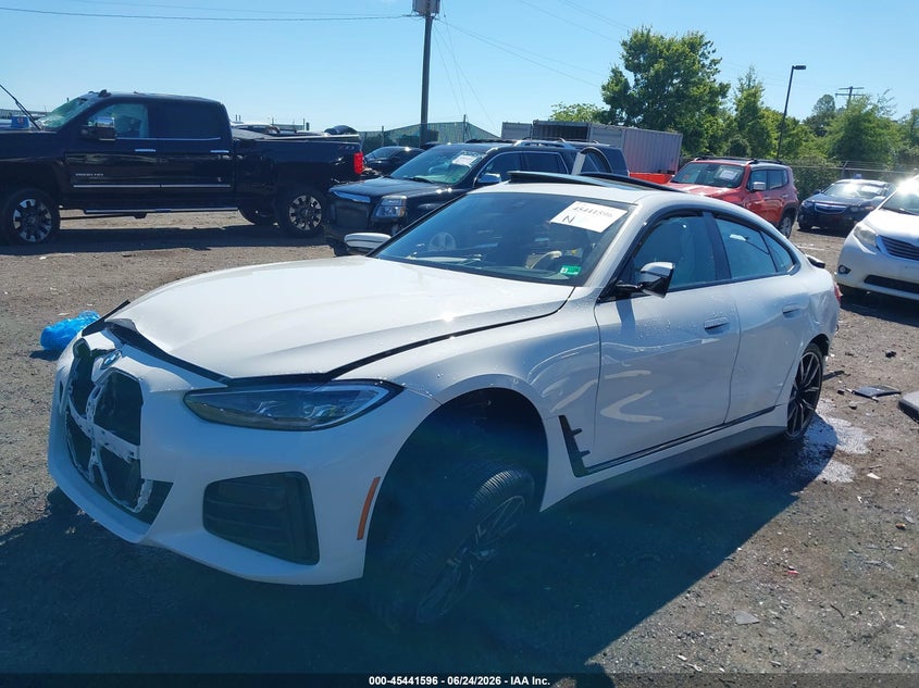 Vin: wby43aw03rfr69659, lot: 45939705, bmw i4 gran coupe edrive35 20242