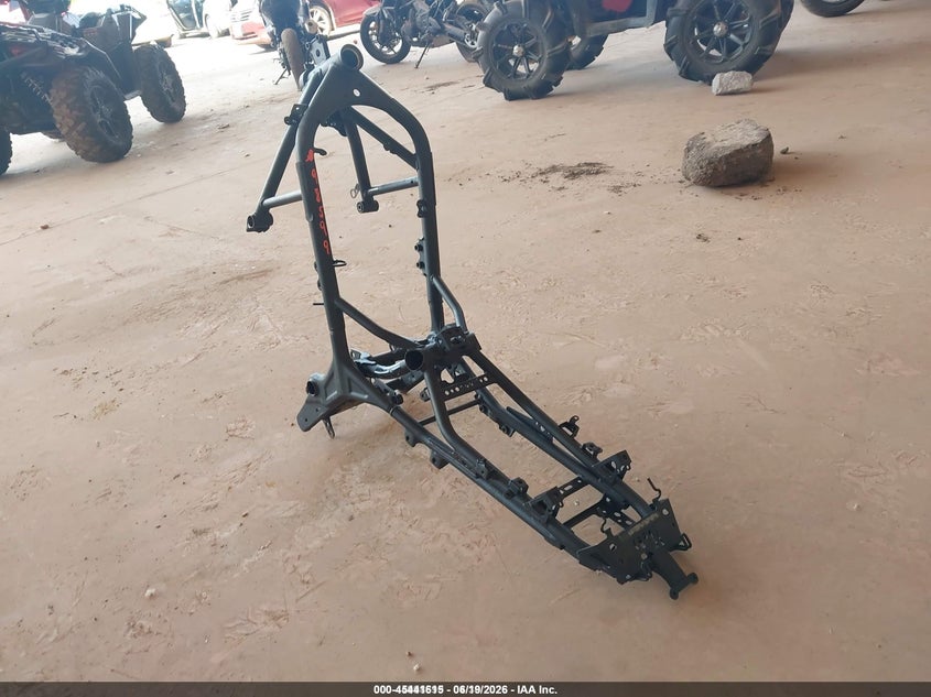 2025 YAMAHA YFZ320 auction photo 3