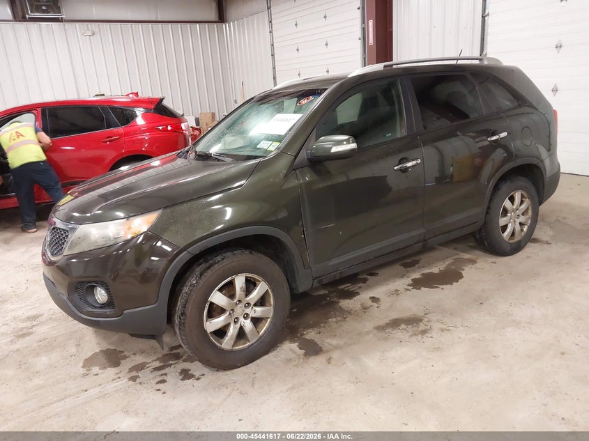 2011 Kia Sorento Lx 5XYKT3A1XBG106137 photo 1