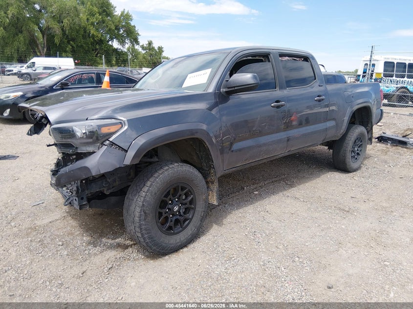 2022 TOYOTA TACOMA auction photo 2