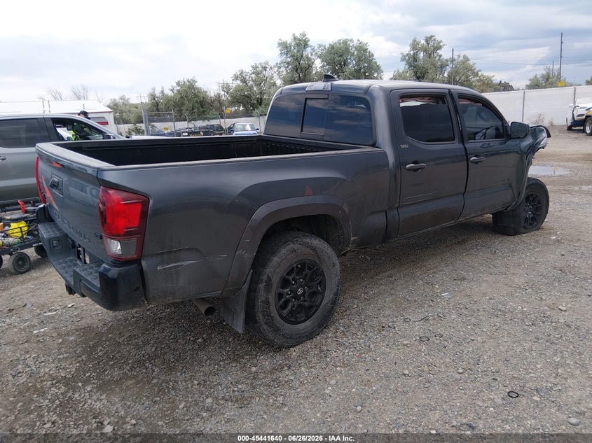 2022 TOYOTA TACOMA auction photo 4