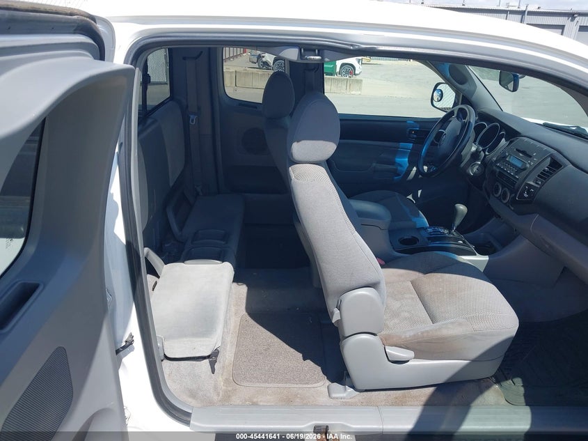2007 TOYOTA TACOMA auction photo 8