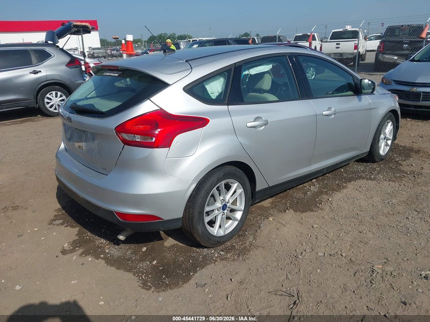 Vin: 1fadp3k27hl265107, lot: 45939838, ford focus se 20174