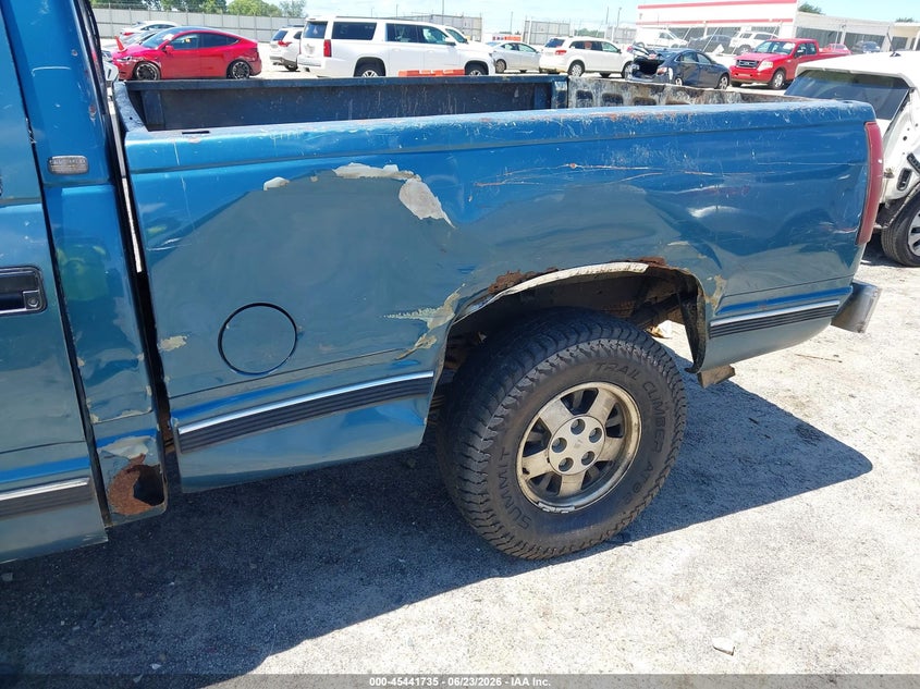 1990 Chevrolet Gmt-400 C1500 VIN: 1GCDC14K7LZ239961 Lot: 45441735