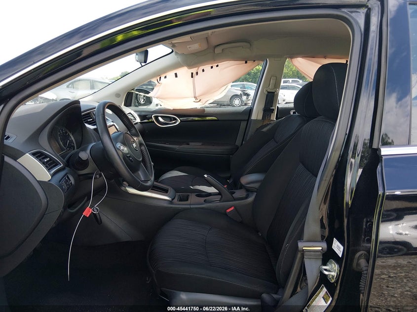 2019 NISSAN SENTRA auction photo 5