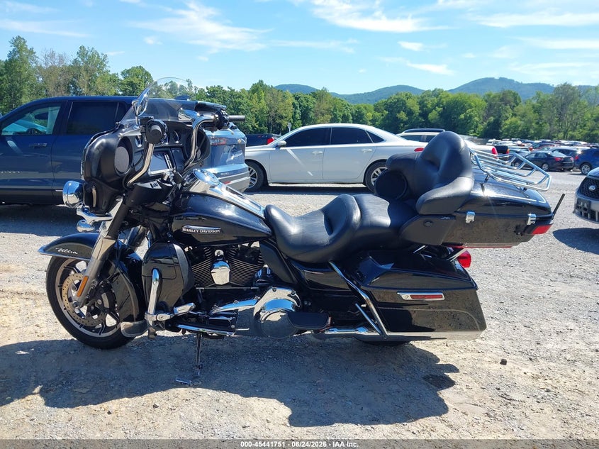 2016 Harley-Davidson Flhtcu Ultra Classic Electra Gld VIN: 1HD1FCM30GB626444 Lot: 45441751