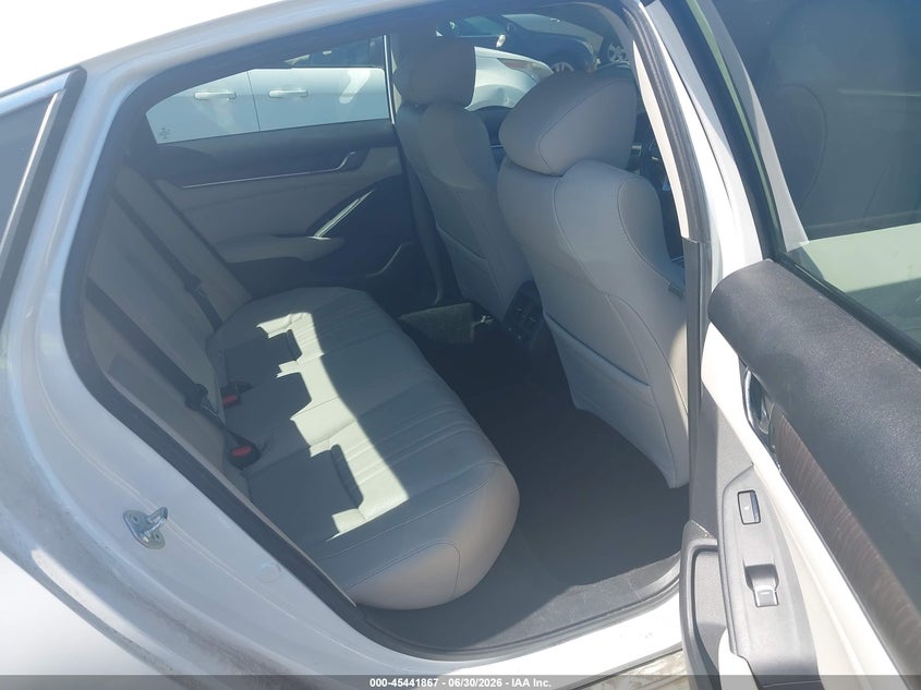 2021 HONDA ACCORD auction photo 8