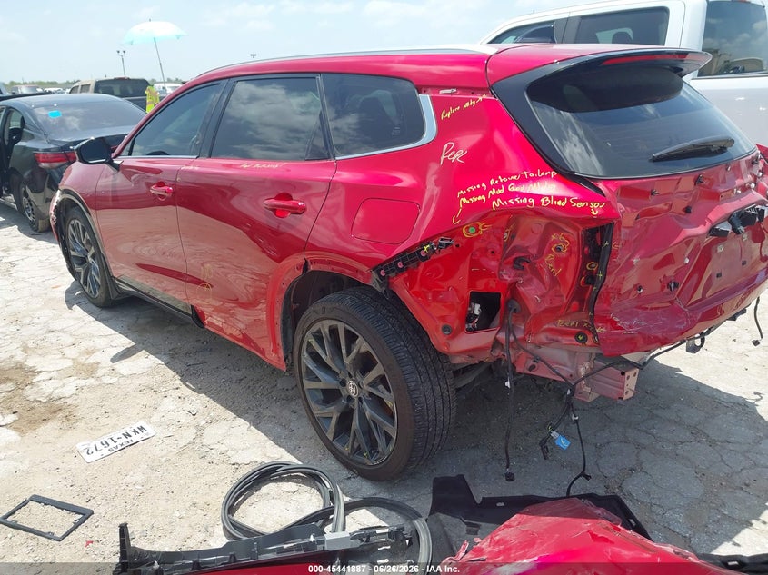 2025 TOYOTA CROWN SIGNIA auction photo 3