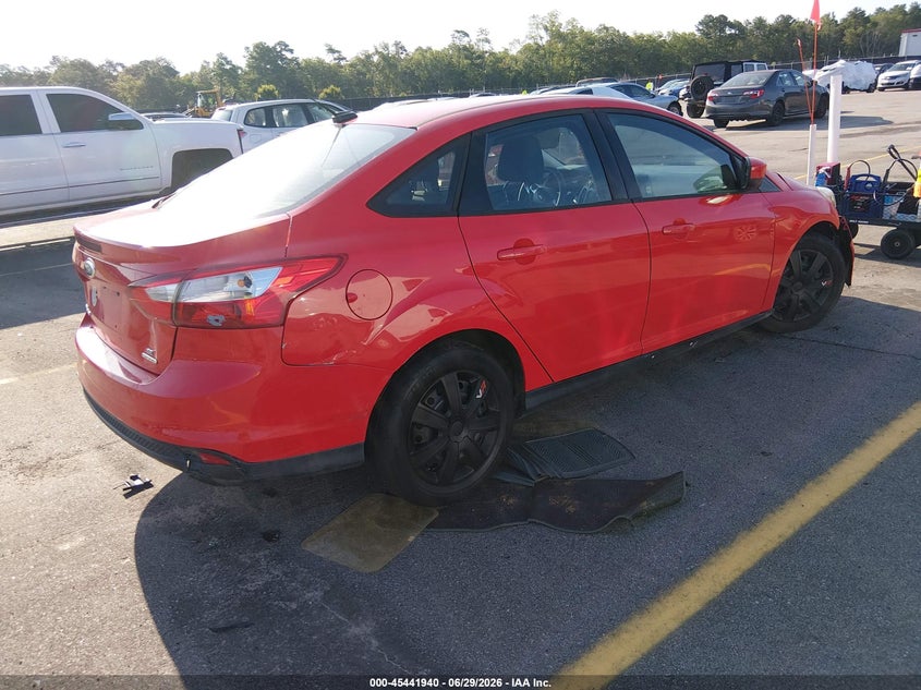 2012 FORD FOCUS auction photo 4